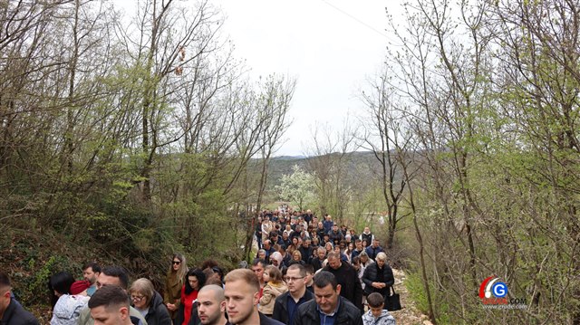 Put križa i Veliki Petak u župi Grude 43