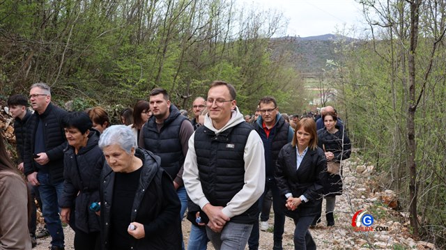 Put križa i Veliki Petak u župi Grude 45