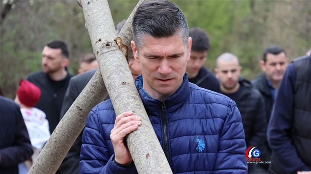 Put križa i Veliki Petak u župi Grude 48