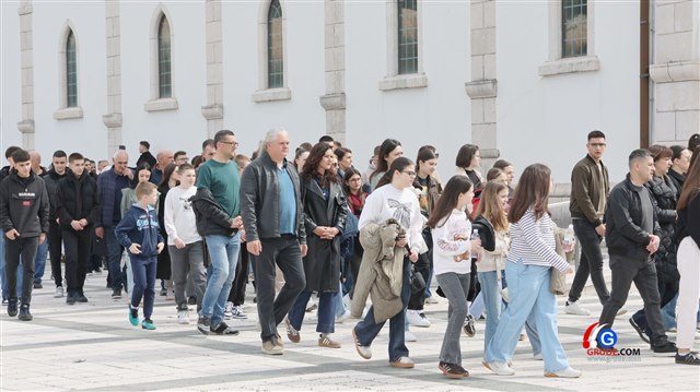 Put križa i Veliki Petak u župi Grude 59