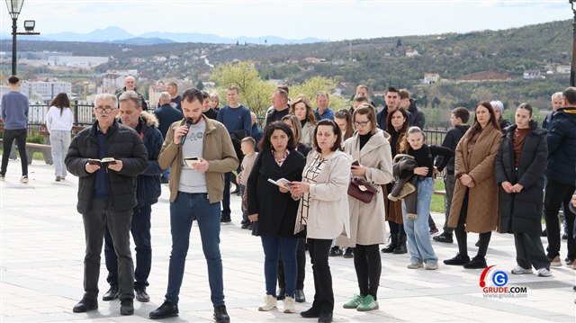 Put križa i Veliki Petak u župi Grude 64