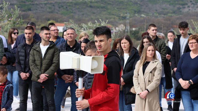 Put križa i Veliki Petak u župi Grude 65
