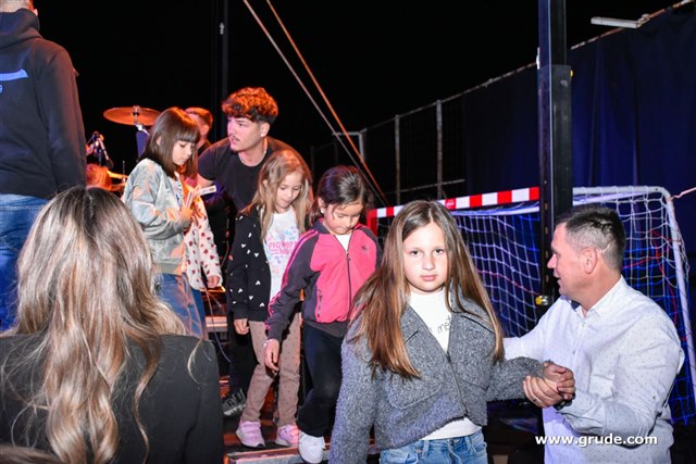 Humanitarni koncert u Sovićima 106