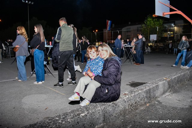 Humanitarni koncert u Sovićima 114