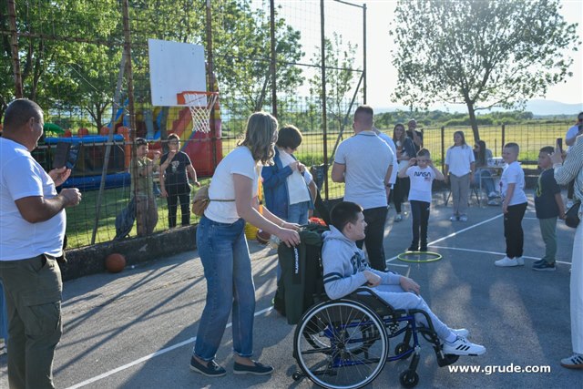 Humanitarni koncert u Sovićima 28