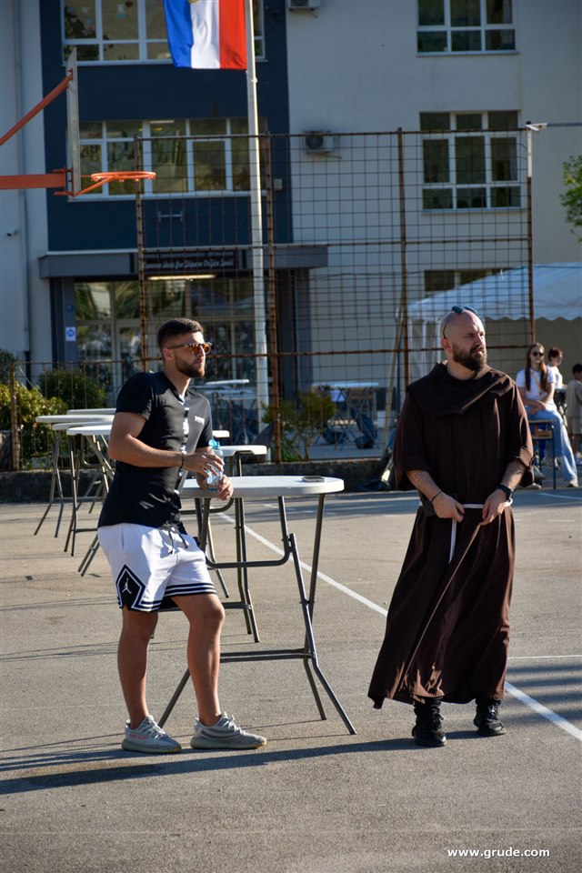 Humanitarni koncert u Sovićima 3