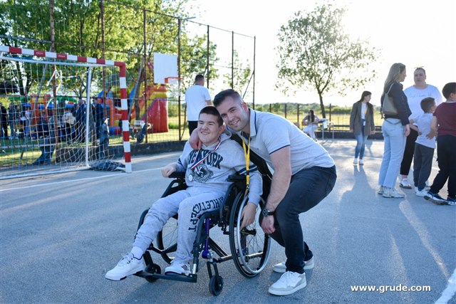 Humanitarni koncert u Sovićima 58