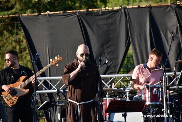 Humanitarni koncert u Sovićima 7