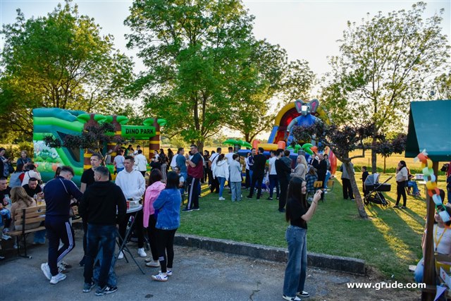 Humanitarni koncert u Sovićima 67