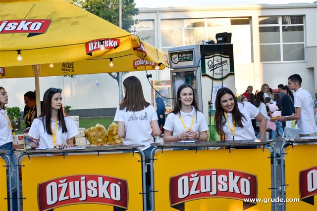 Humanitarni koncert u Sovićima 70