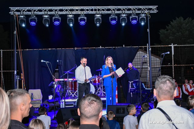 Humanitarni koncert u Sovićima 71