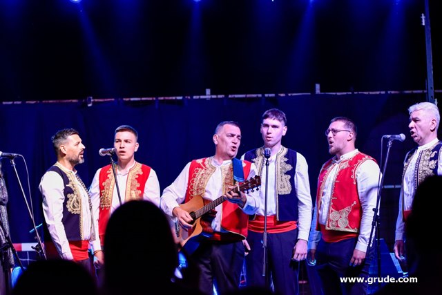 Humanitarni koncert u Sovićima 81