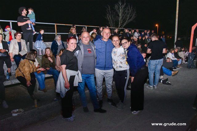 Humanitarni koncert u Sovićima 94