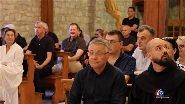 Komemoracija Jully, otvorenje 10. likovne kolonije Taiku u čast 8