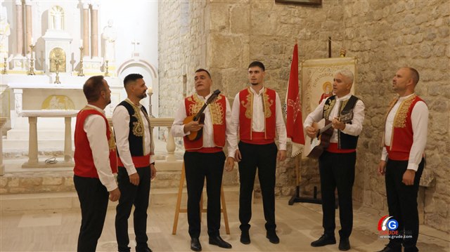 Komemoracija Jully, otvorenje 10. likovne kolonije Taiku u čast 11