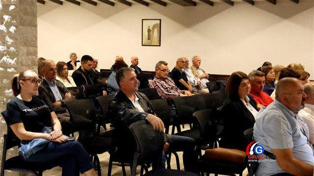 Predstavljanje knjige fra Šimuna Oreča u Drinovcima 10