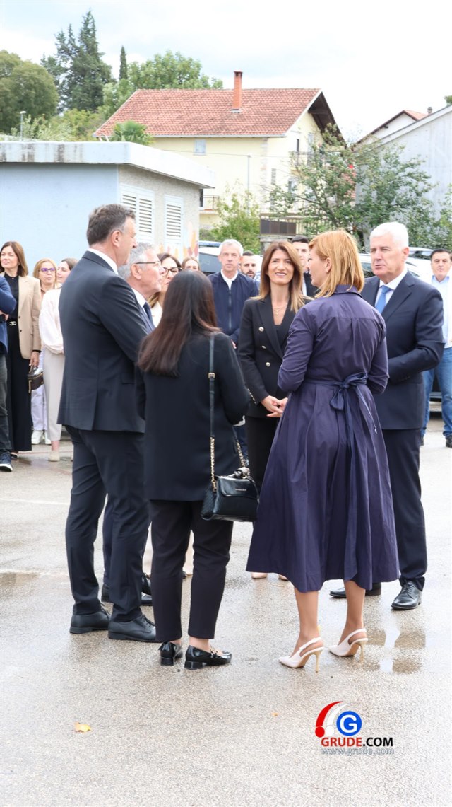 Polaganje kamena temeljca za buduće osnovnu i glazbenu školu Grude 2