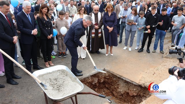 Polaganje kamena temeljca za buduće osnovnu i glazbenu školu Grude 27
