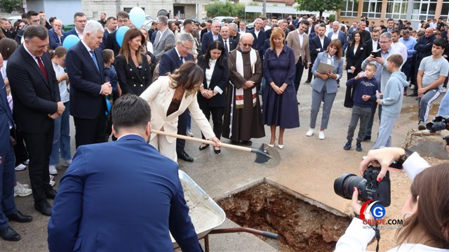 Polaganje kamena temeljca za buduće osnovnu i glazbenu školu Grude 29